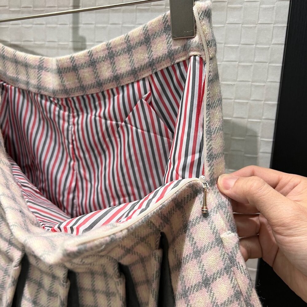 Thom Browne plaid patchwork pleated midi skirt - image 5